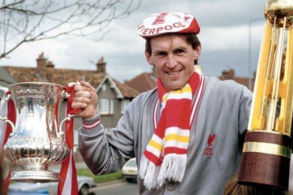 kenny-dalglish-trophies