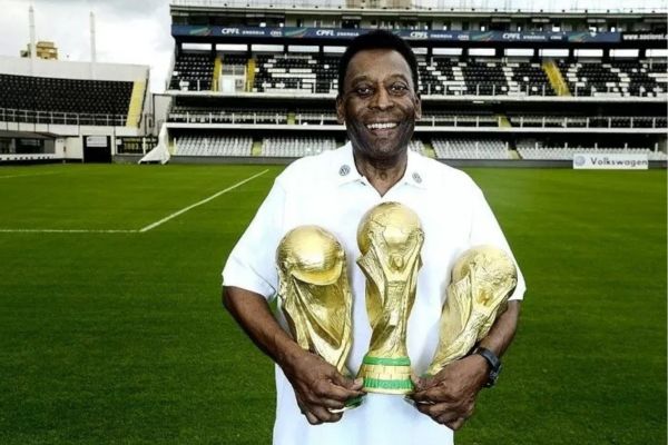 pele-king-of-football-legends